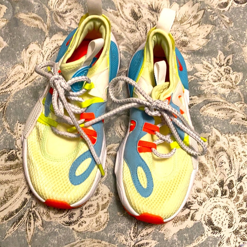 Girls Nike